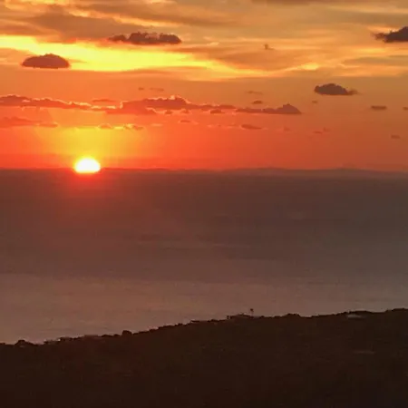 Tgi Dammusi Preziosi Scauri (Sicily)